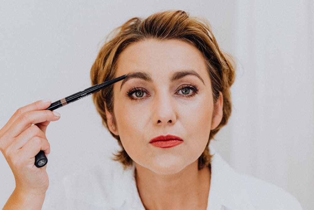 Szemöldöktetoválás és microblading kezelés a Kara Lézer Stúdióban